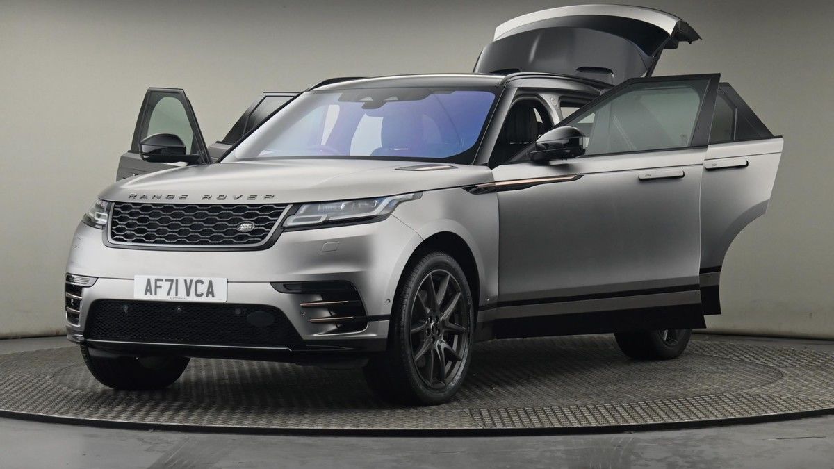 More views of Land Rover Range Rover Velar