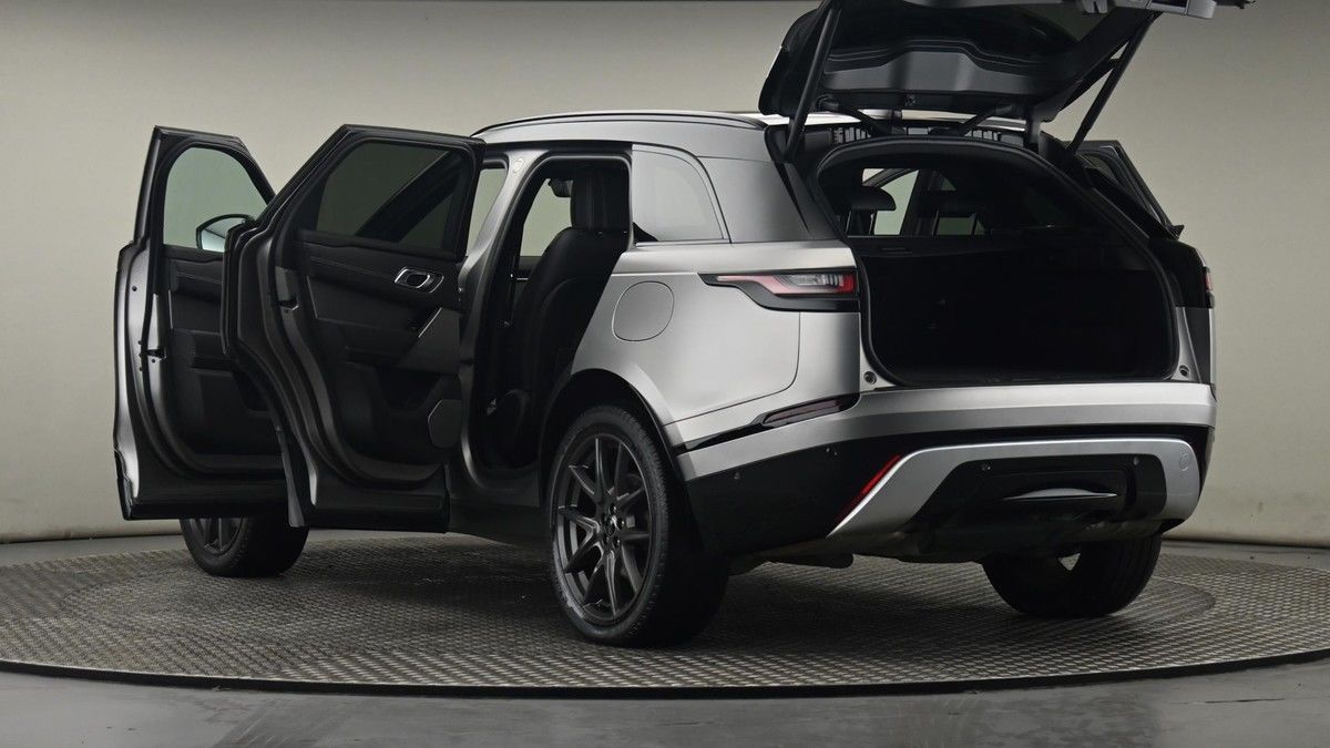 More views of Land Rover Range Rover Velar