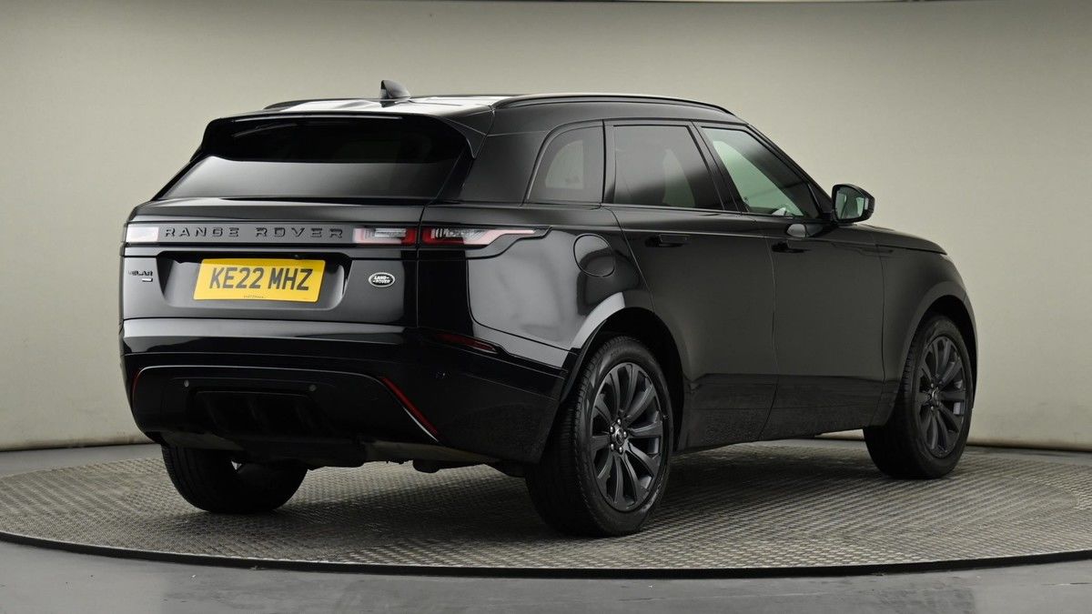 Land Rover Range Rover Velar Image 26