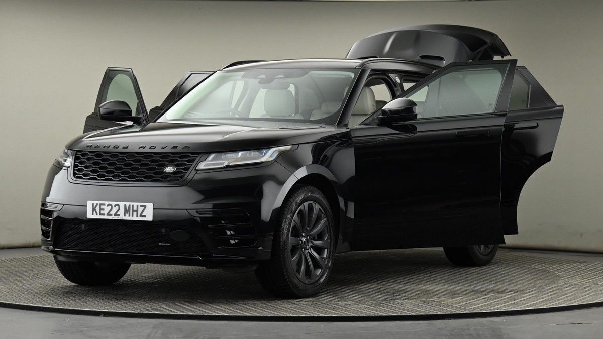 Land Rover Range Rover Velar Image 28