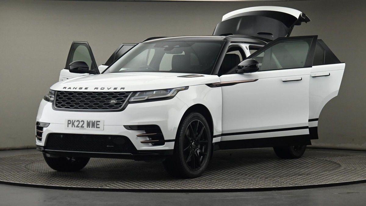 More views of Land Rover Range Rover Velar