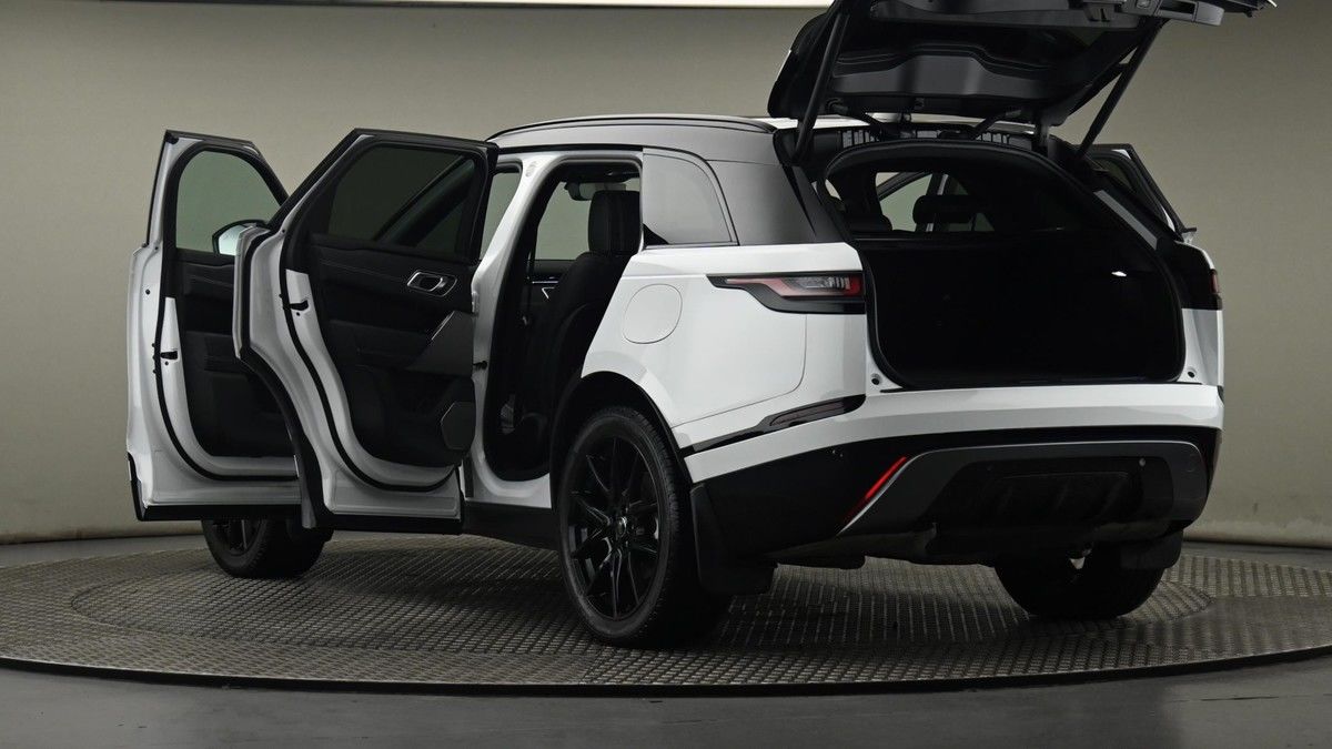 More views of Land Rover Range Rover Velar