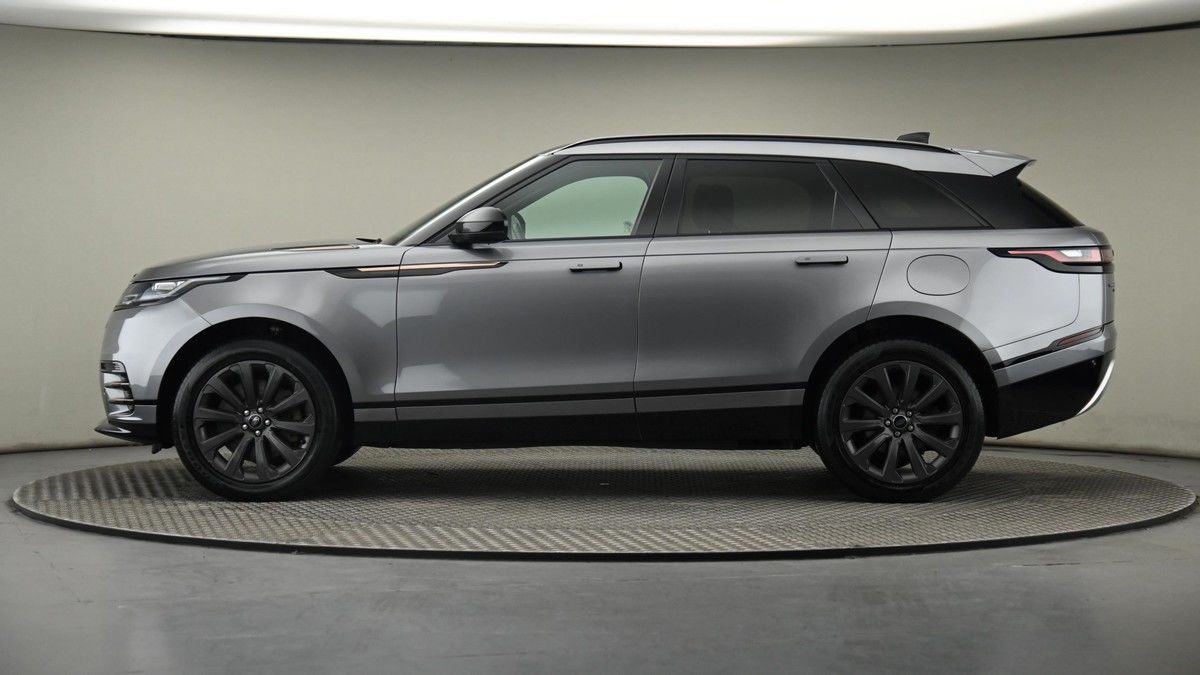 Land Rover Range Rover Velar Image 22