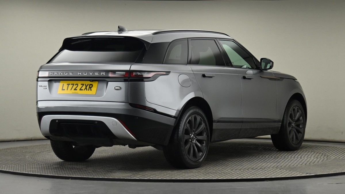 Land Rover Range Rover Velar Image 25