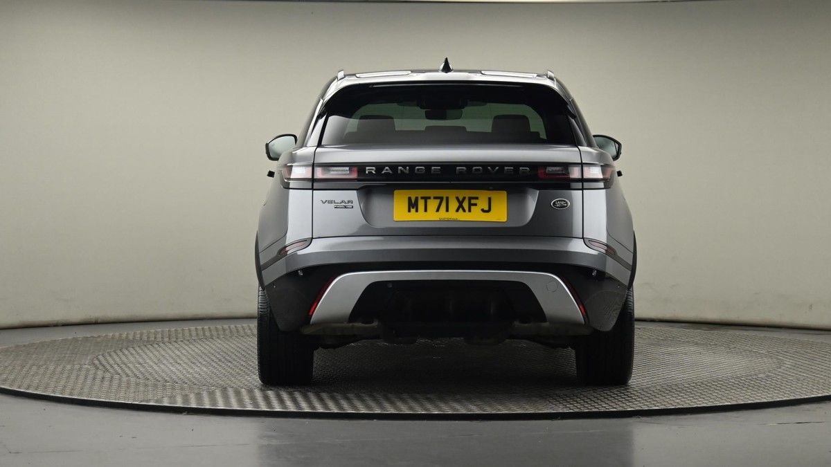 Land Rover Range Rover Velar Image 25