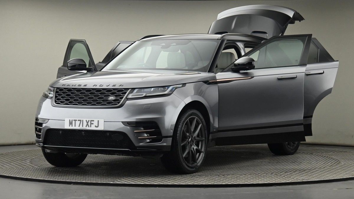 Land Rover Range Rover Velar Image 28