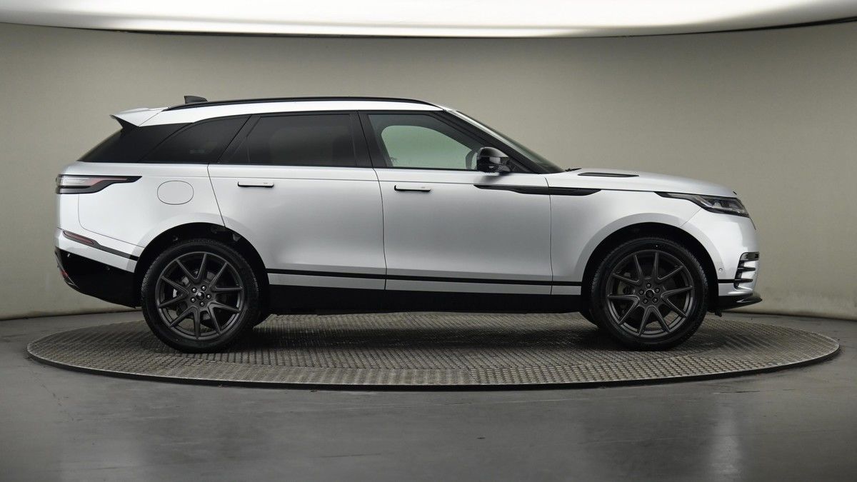 More views of Land Rover Range Rover Velar