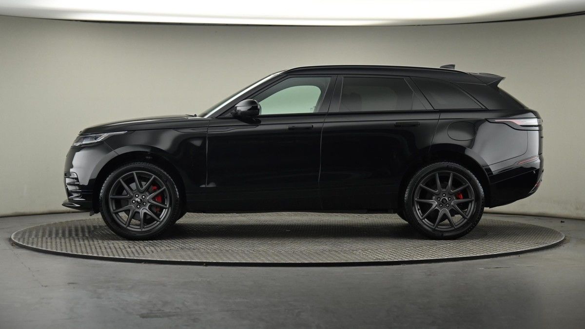 Land Rover Range Rover Velar Image 23