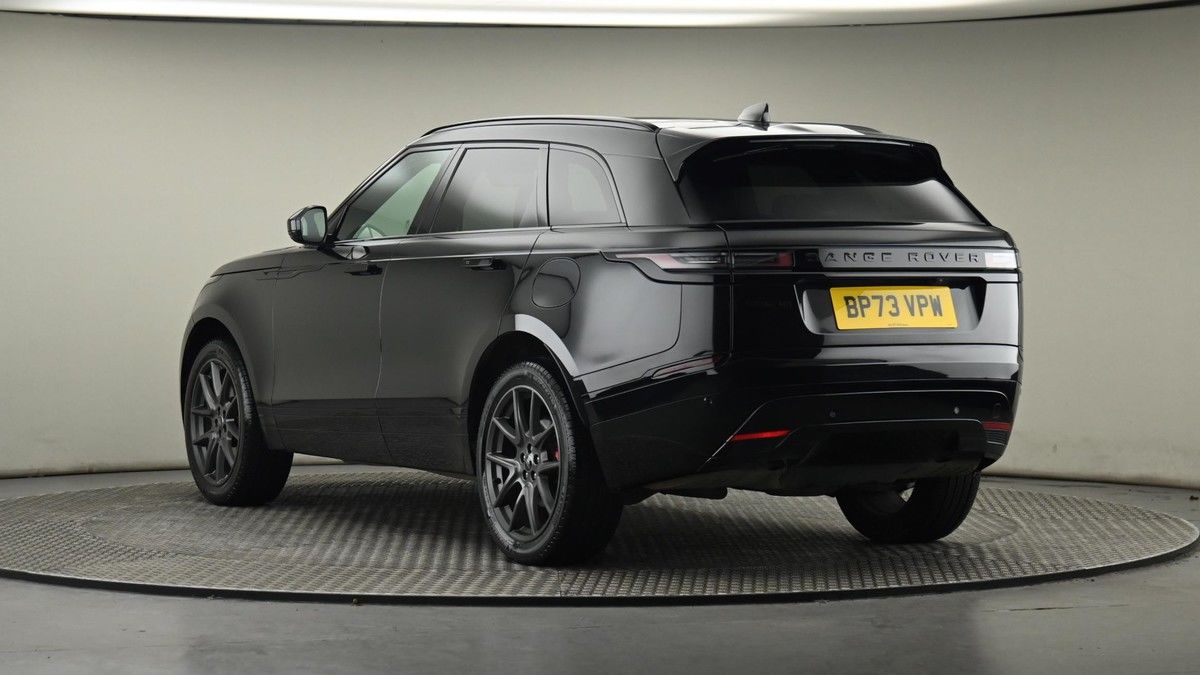 Land Rover Range Rover Velar Image 24