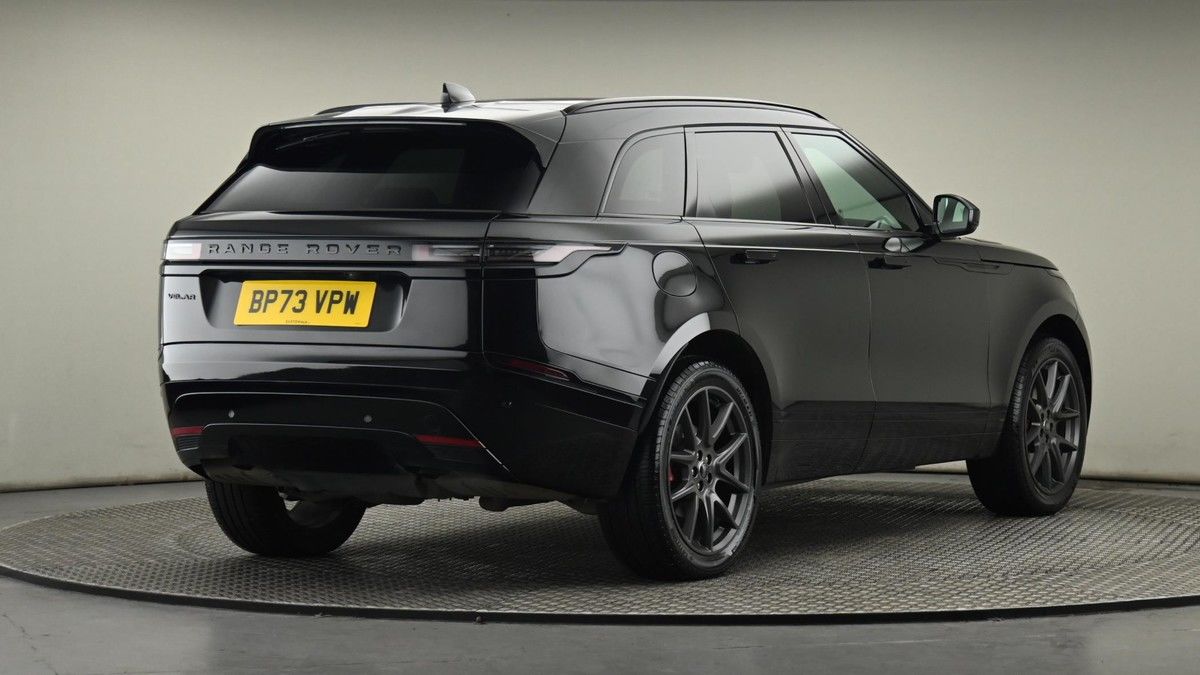 Land Rover Range Rover Velar Image 26