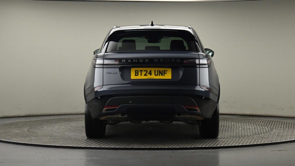 Land Rover Range Rover Velar Image 25