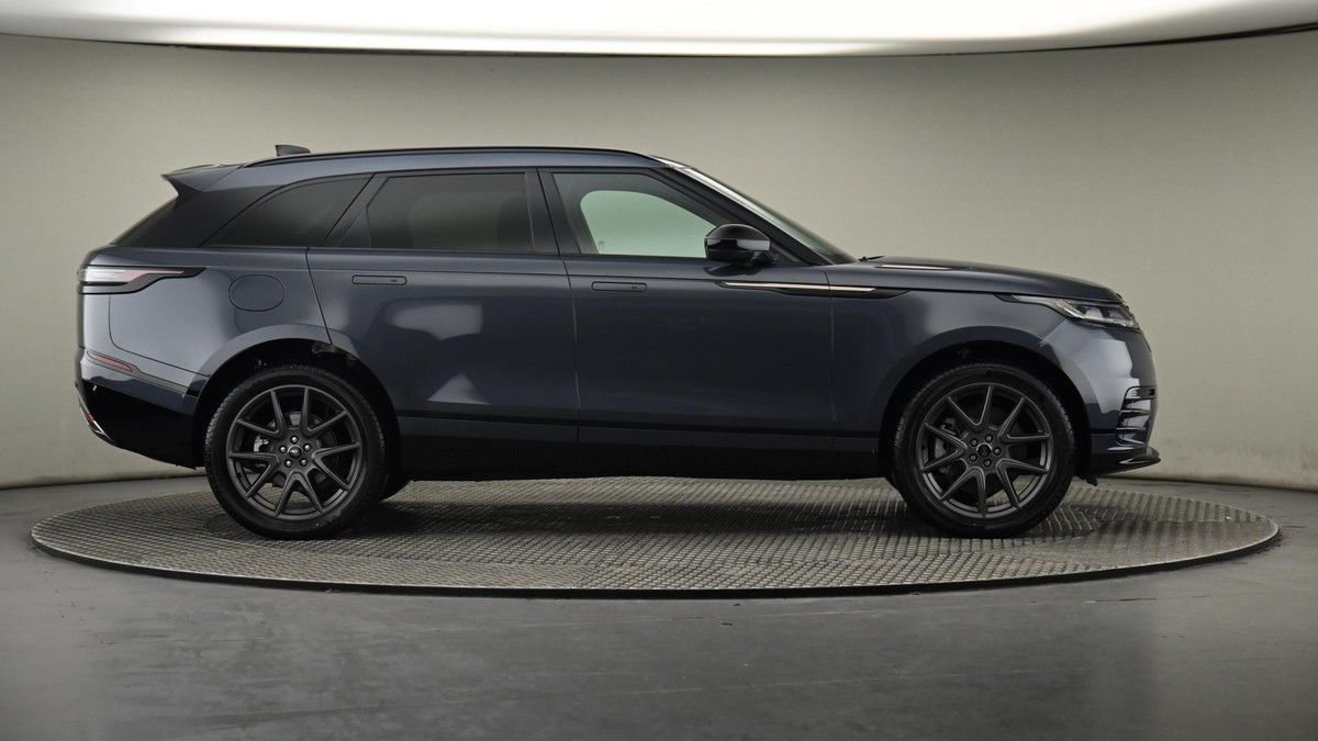 Land Rover Range Rover Velar Image 27