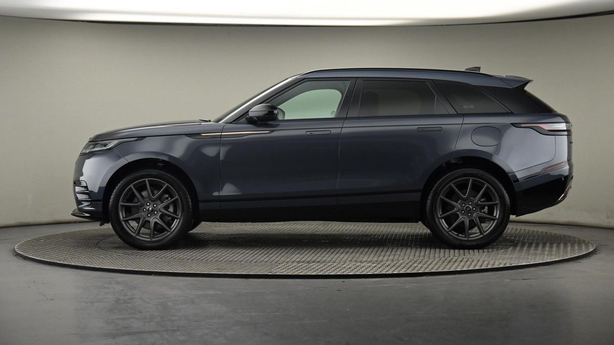 Land Rover Range Rover Velar Image 23