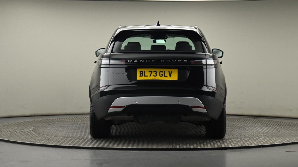 Land Rover Range Rover Velar Image 25