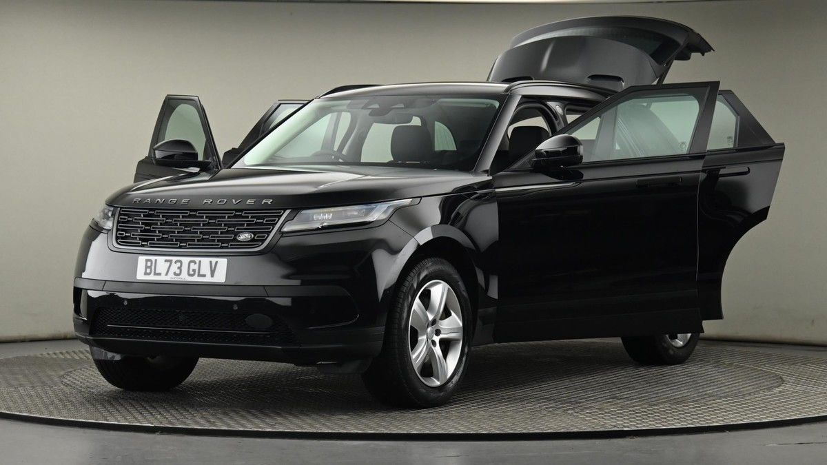 Land Rover Range Rover Velar Image 28