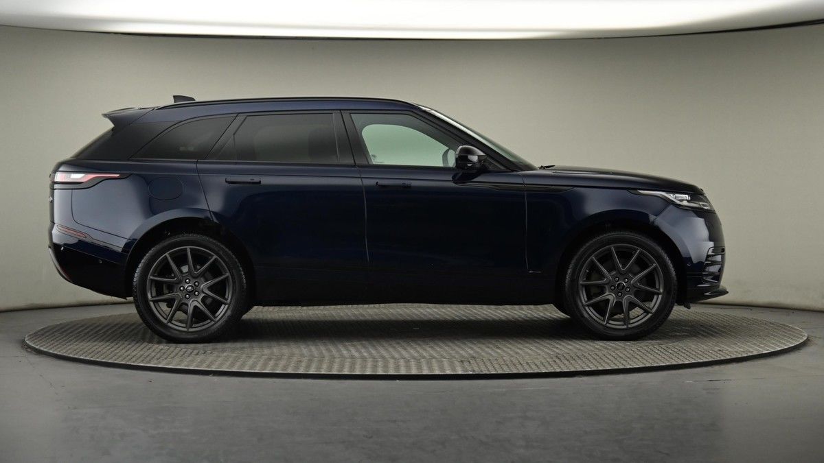 Land Rover Range Rover Velar Image 27