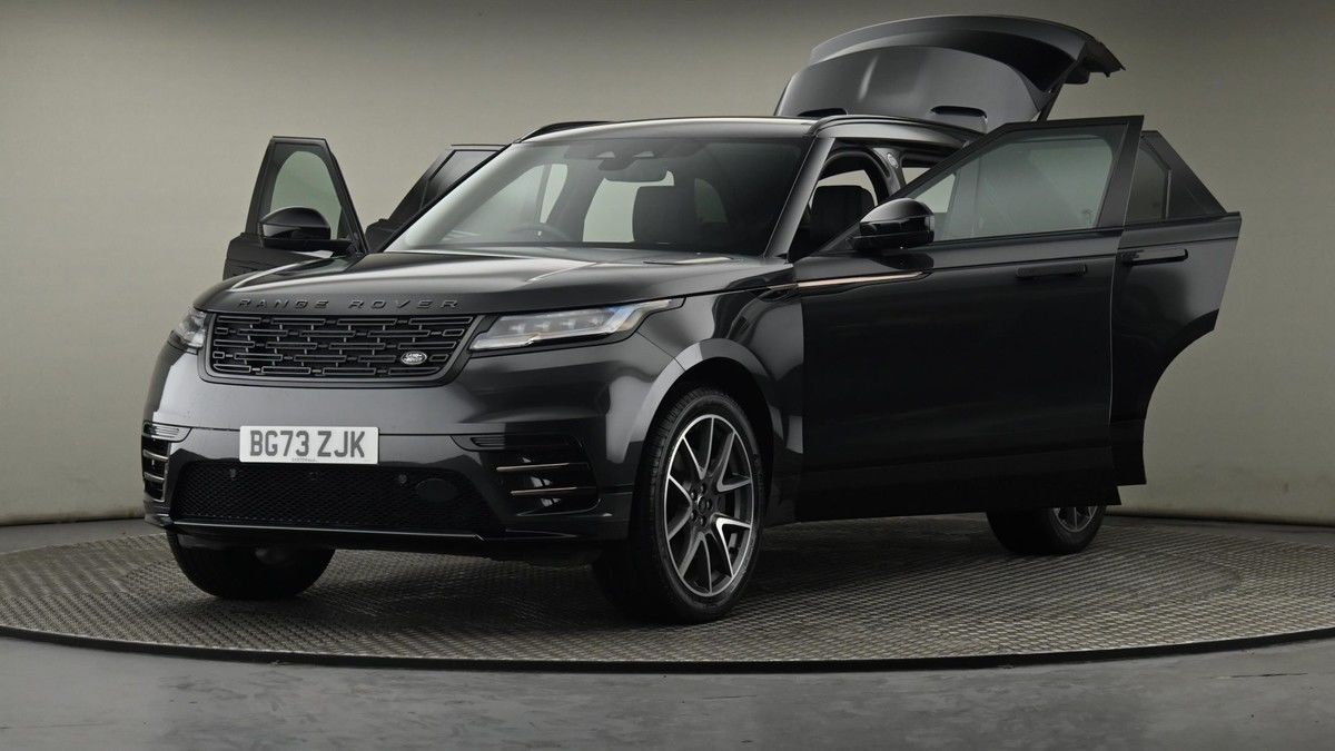 Land Rover Range Rover Velar Image 28