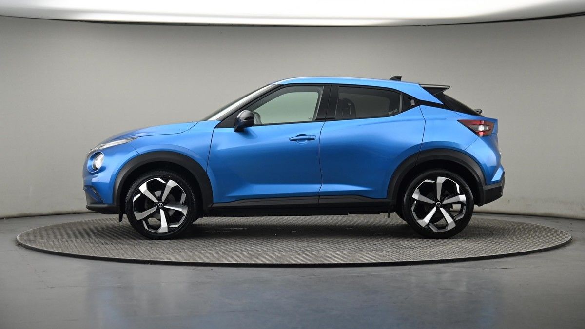 More views of Nissan Juke