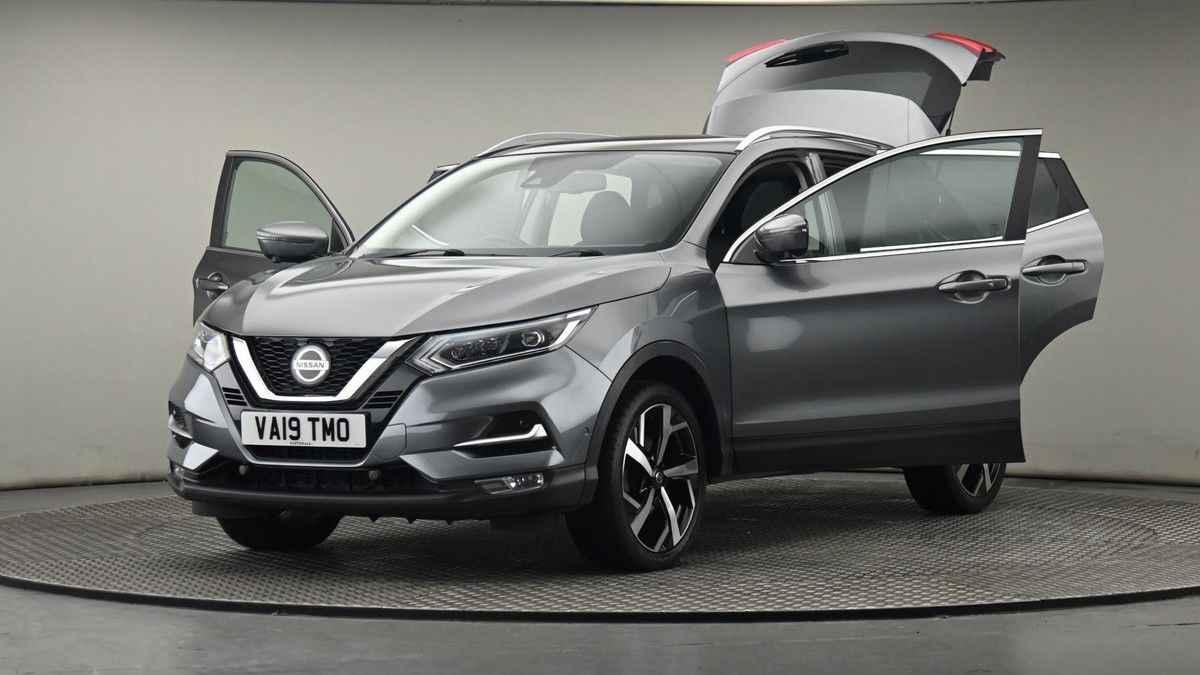 More views of Nissan Qashqai