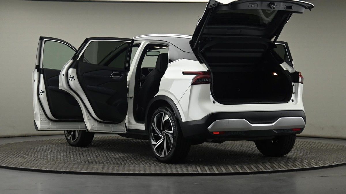 More views of Nissan Qashqai