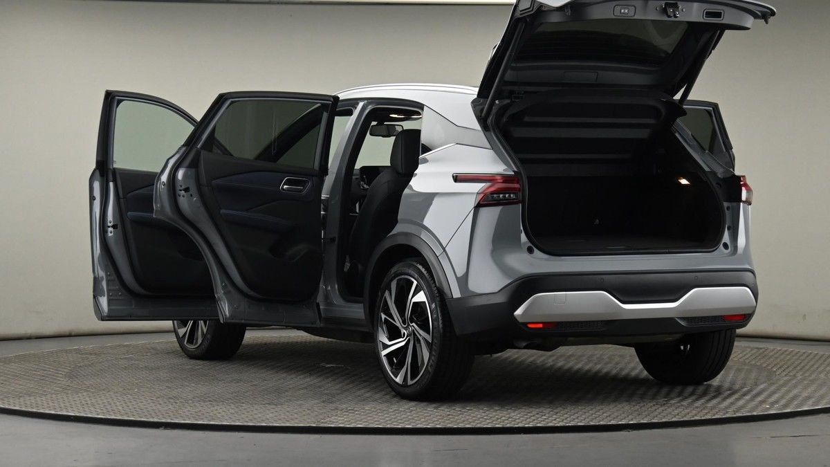 More views of Nissan Qashqai