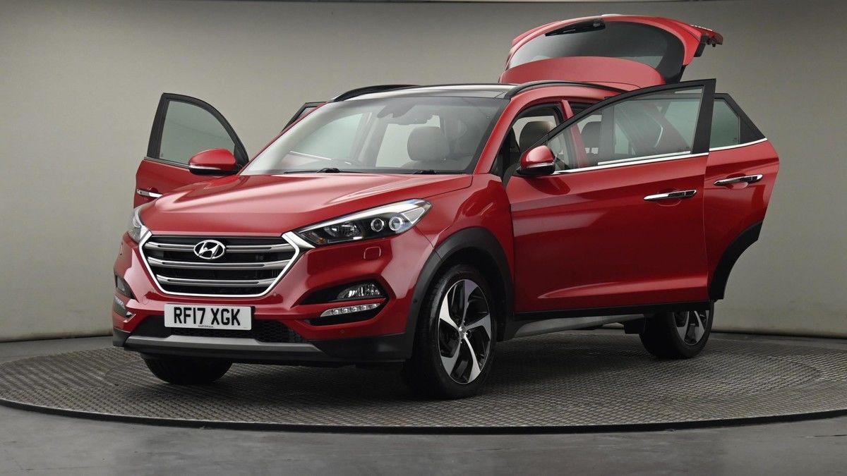 More views of Hyundai TUCSON