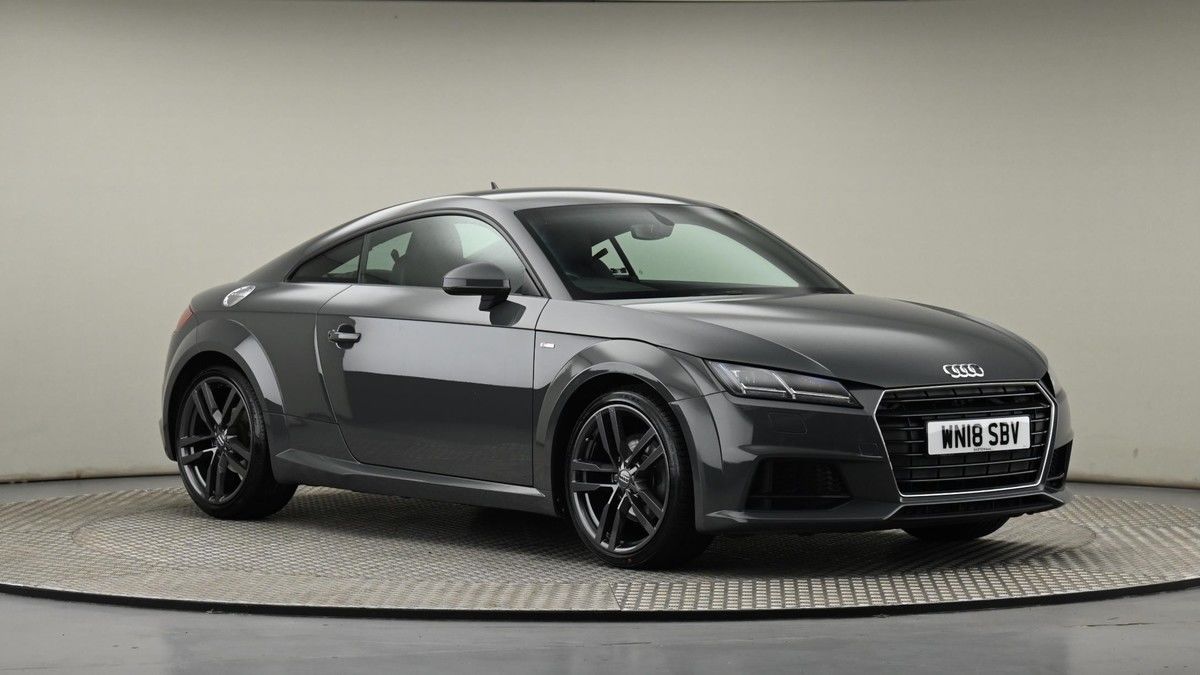 Audi TT Image 20