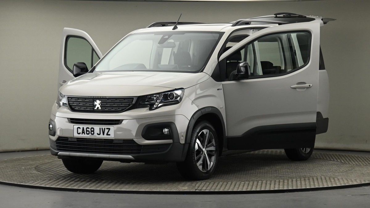 Peugeot Rifter (2019) - picture 31 of 37