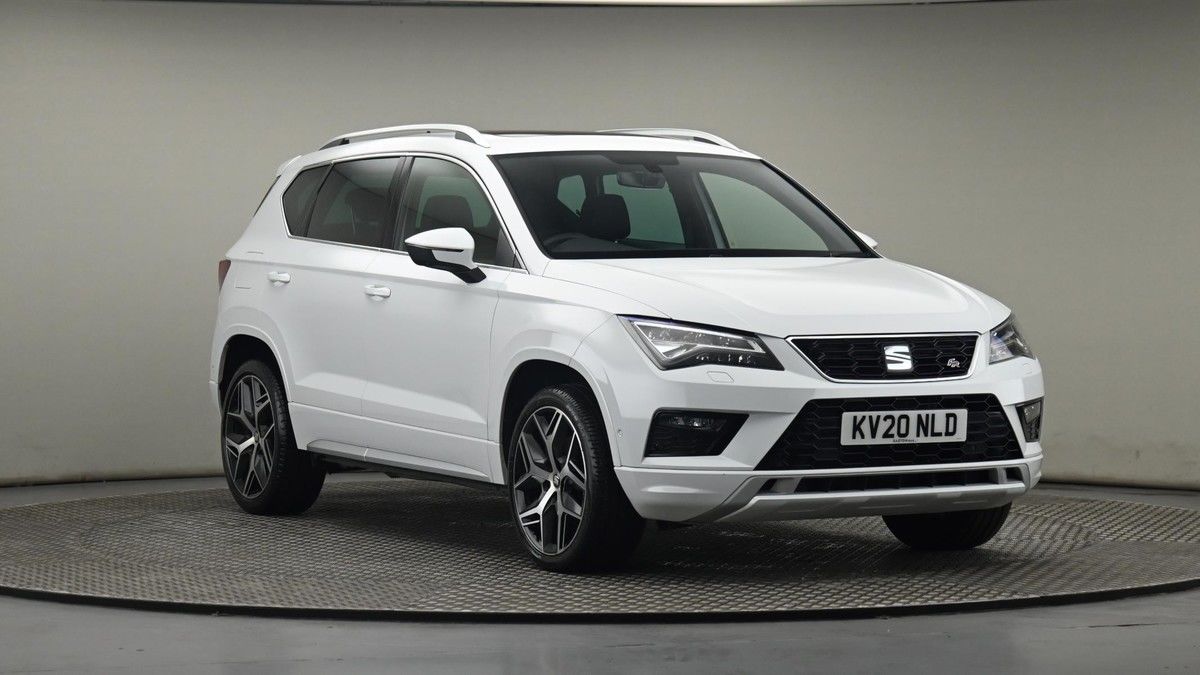 SEAT Ateca Sticky Header Image