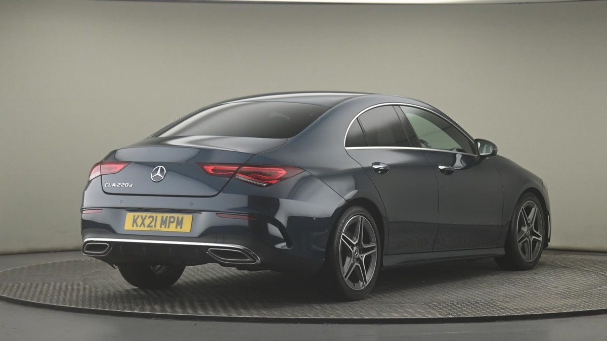 Mercedes-Benz CLA Image 26