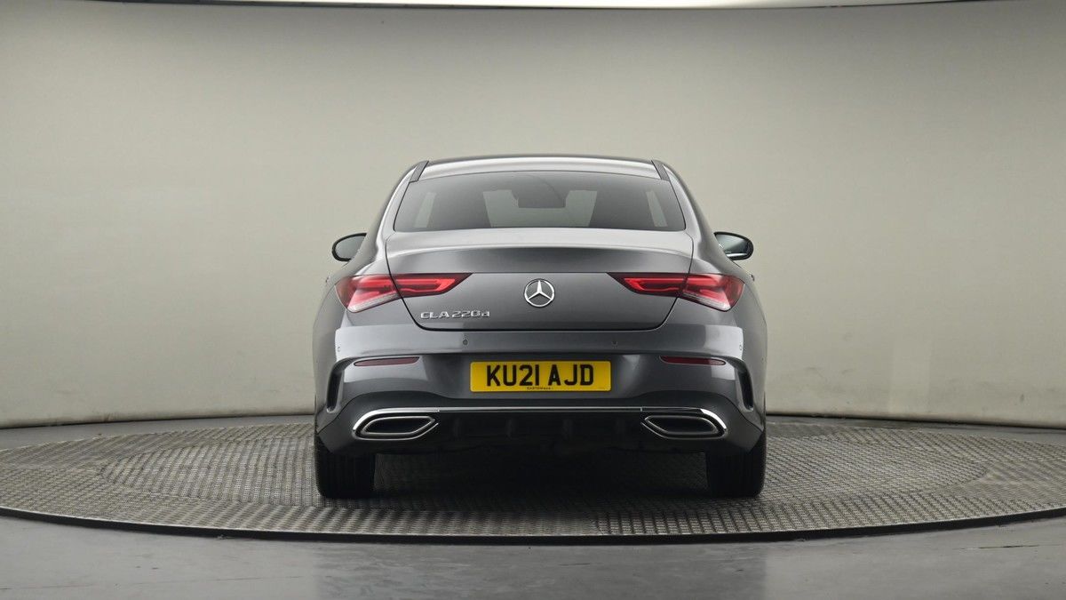 Mercedes-Benz CLA Image 25