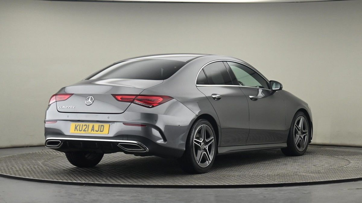 Mercedes-Benz CLA Image 26