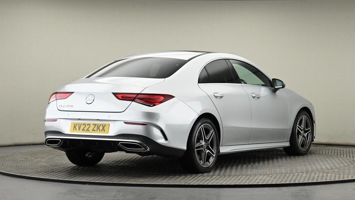 Mercedes-Benz CLA Image 26