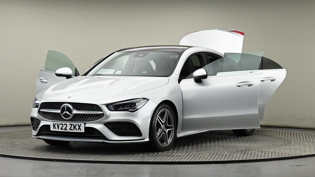 Mercedes-Benz CLA Image 28