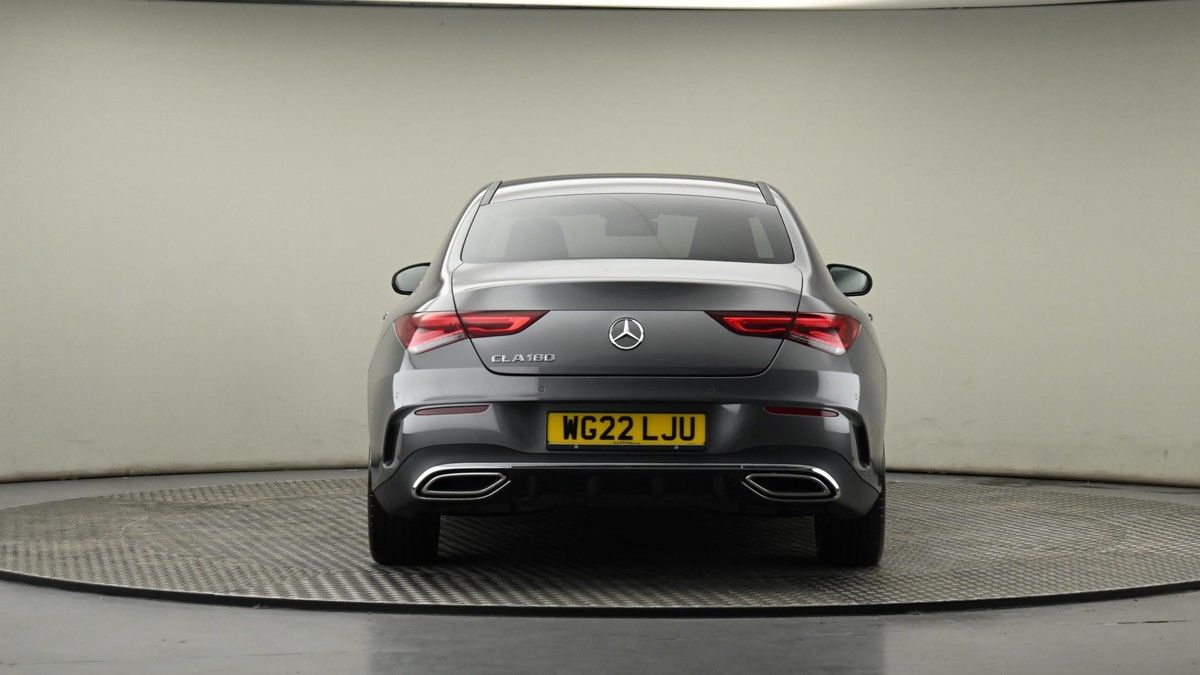 Mercedes-Benz CLA Image 25