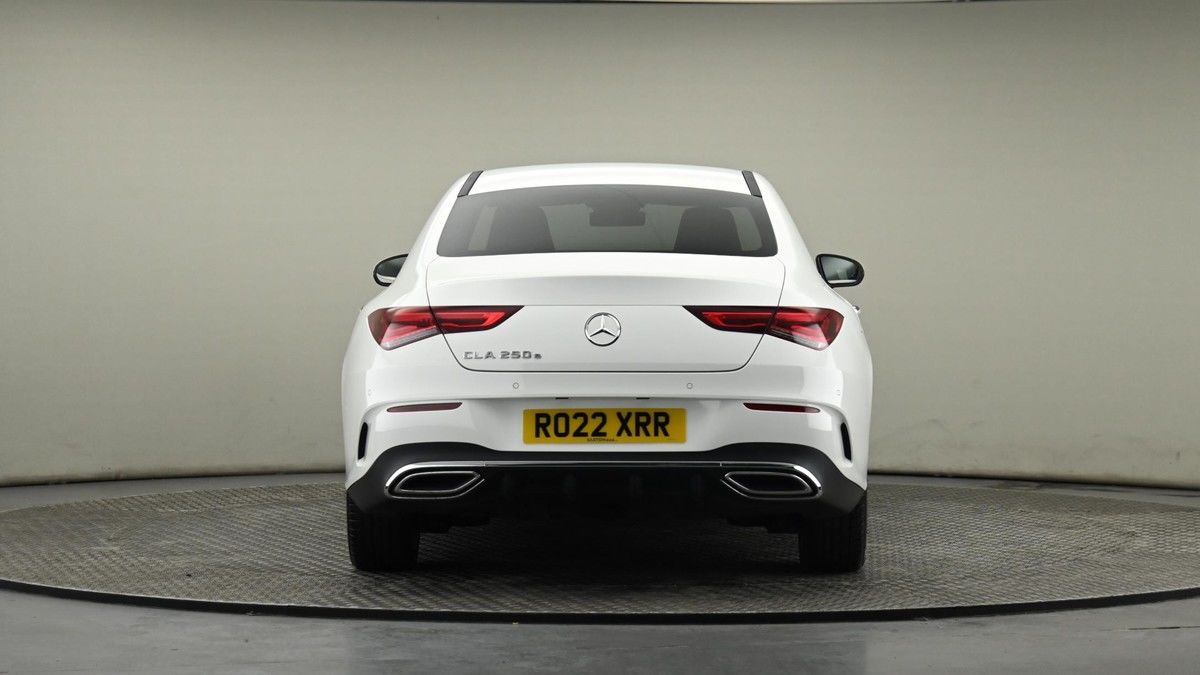 Mercedes-Benz CLA Image 24