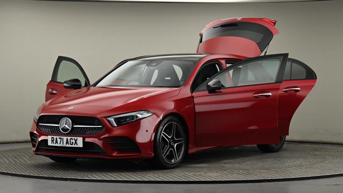 Mercedes-Benz A Class Image 28