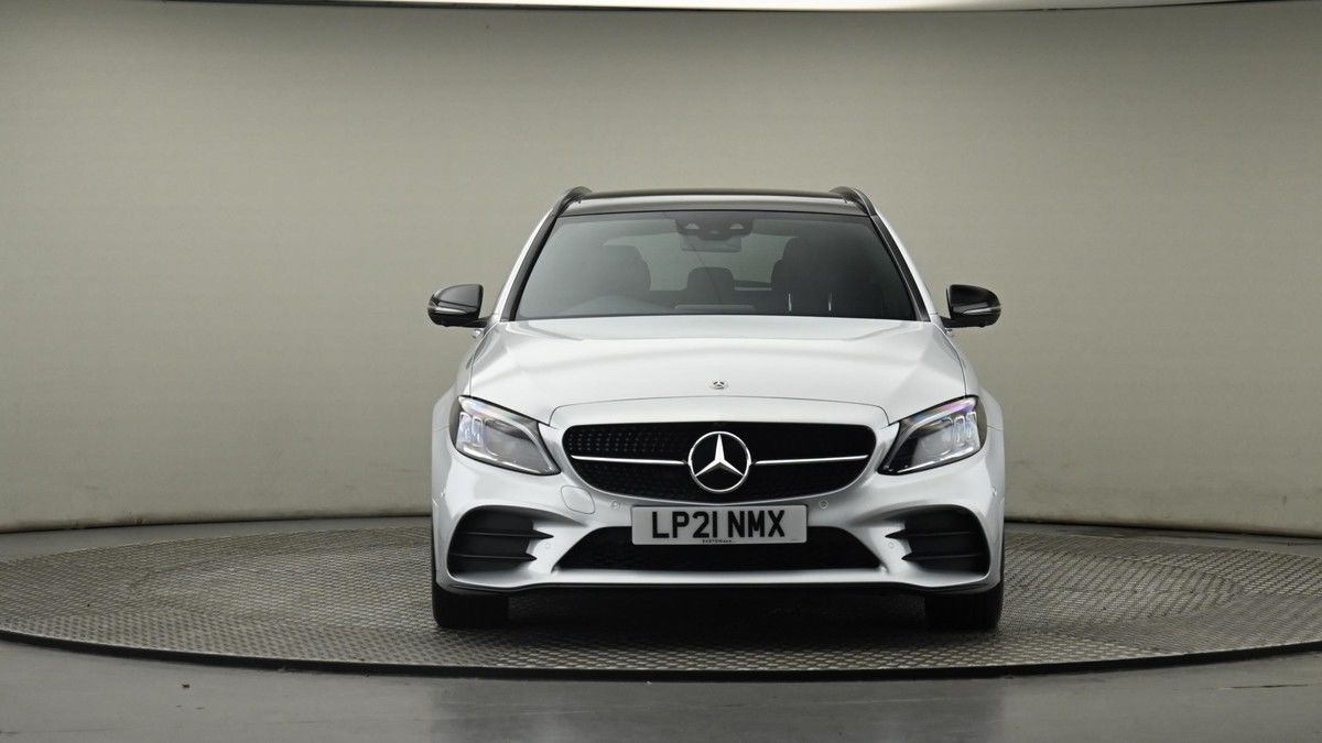 Mercedes-Benz C Class Image 21