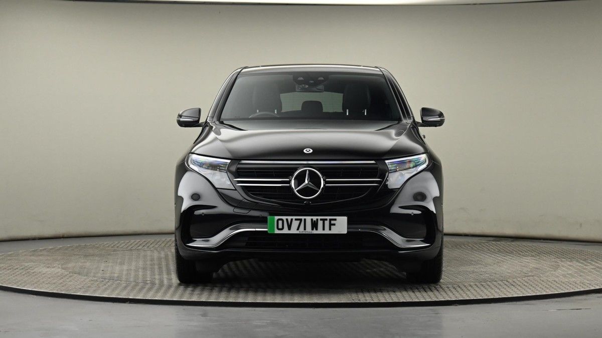 Mercedes-Benz EQC Image 21