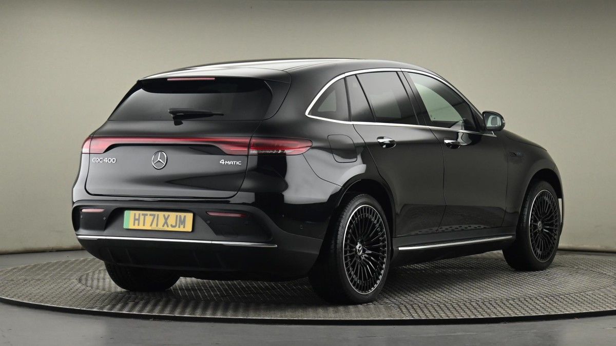 Mercedes-Benz EQC Image 26