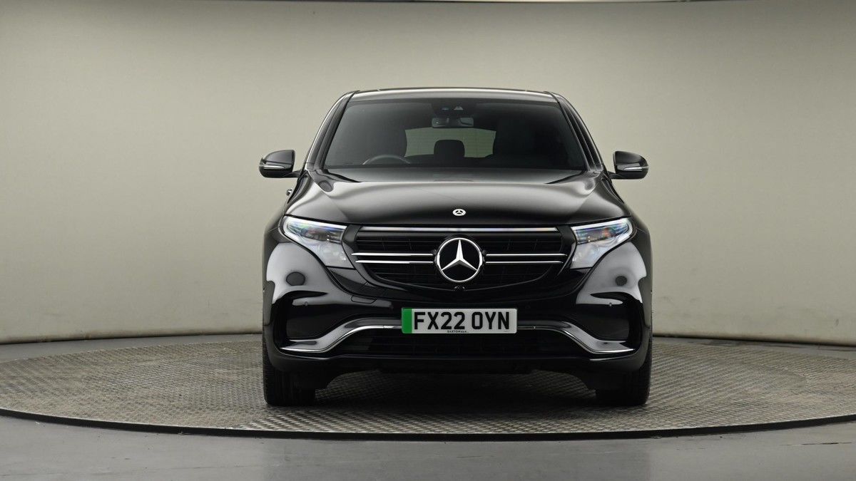 Mercedes-Benz EQC Image 21