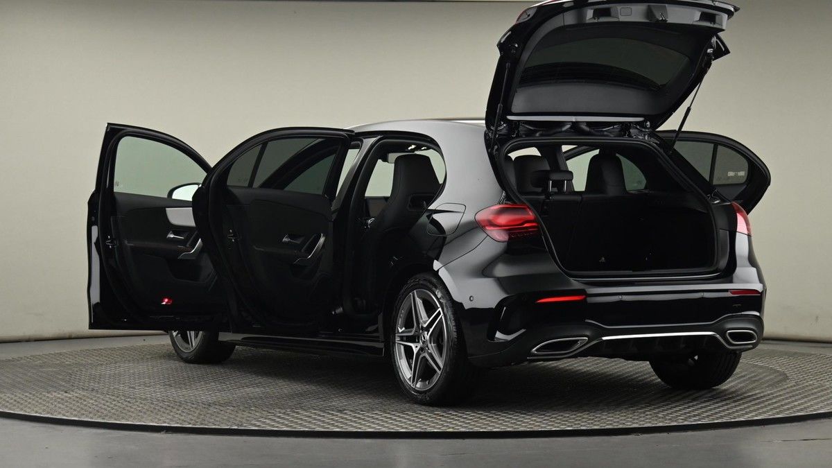 Mercedes-Benz A Class Image 29