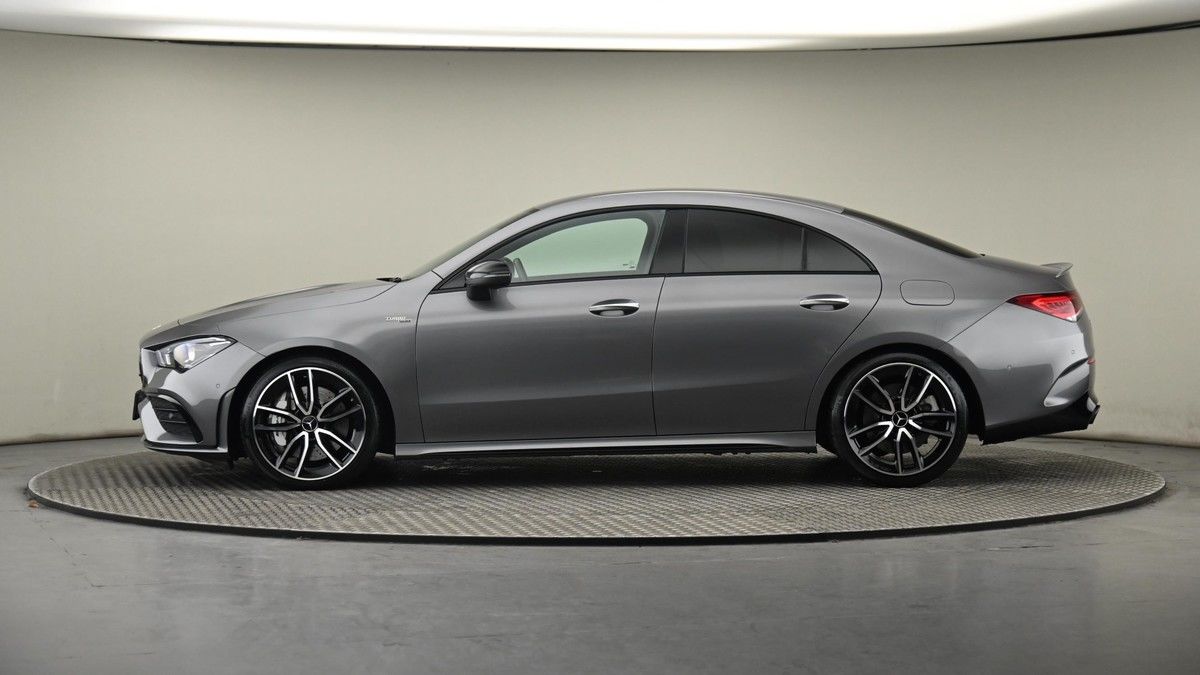 Mercedes-Benz CLA Image 23