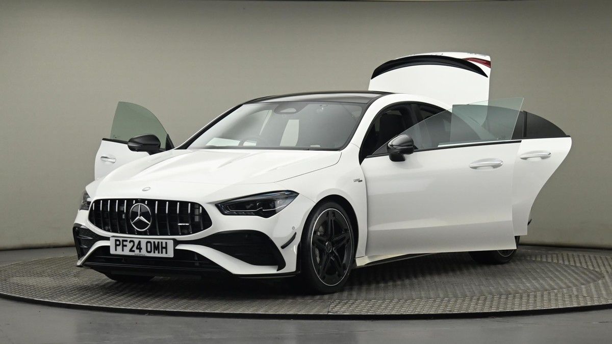 Mercedes-Benz CLA Image 28