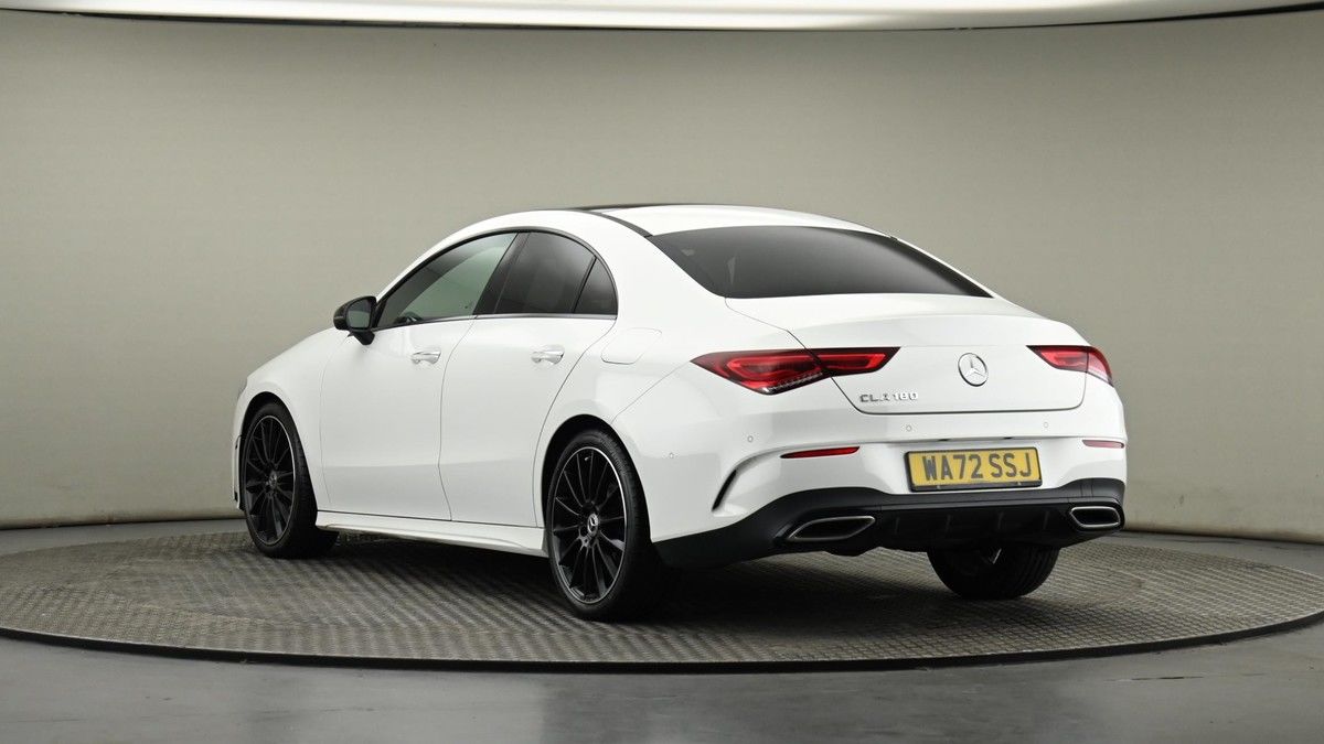 Mercedes-Benz CLA Image 24