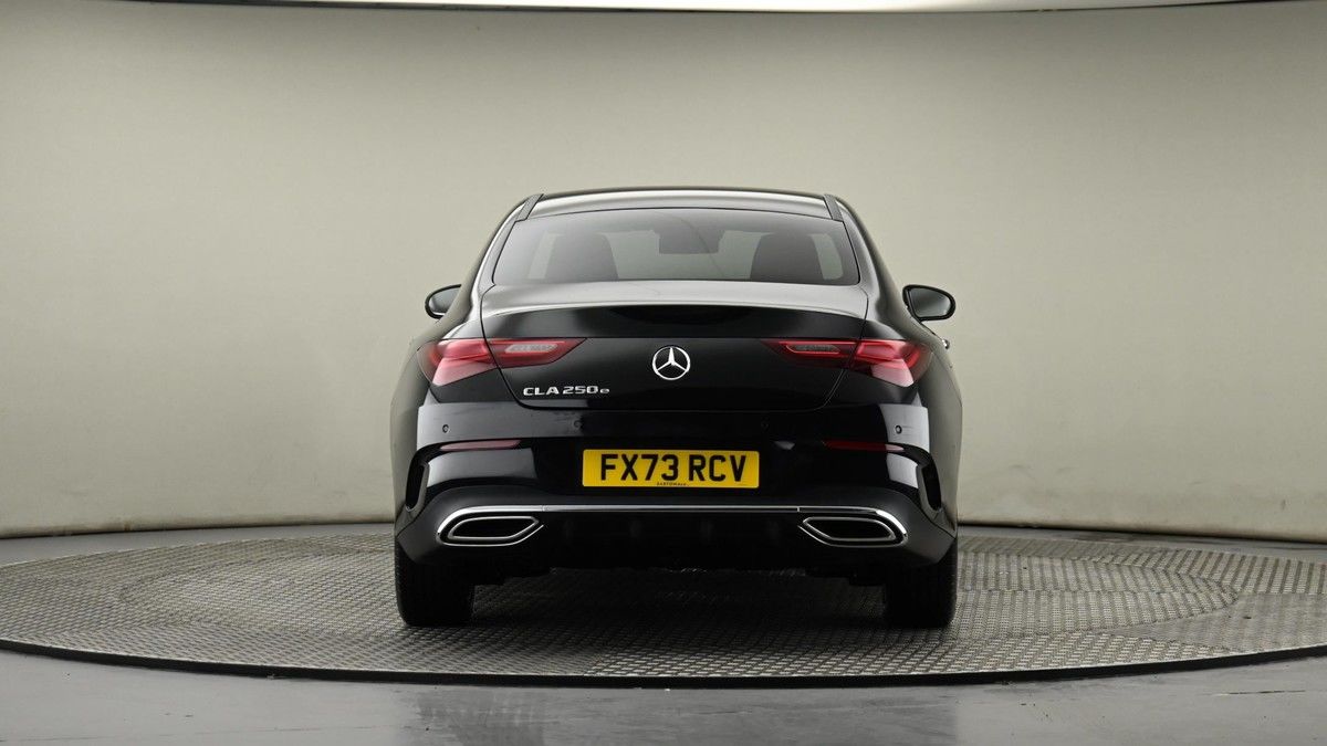 Mercedes-Benz CLA Image 24