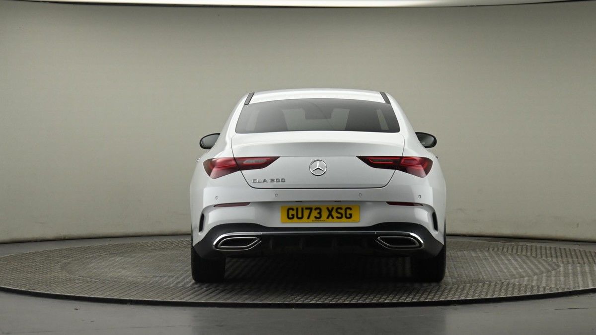 Mercedes-Benz CLA Image 25