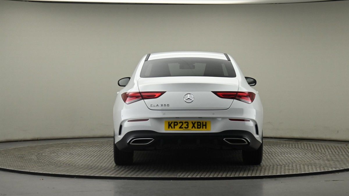 Mercedes-Benz CLA Image 25