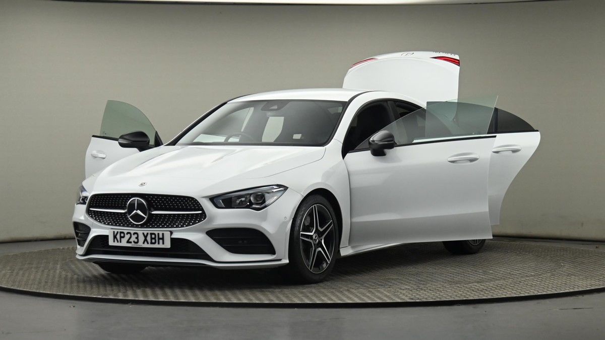 Mercedes-Benz CLA Image 28