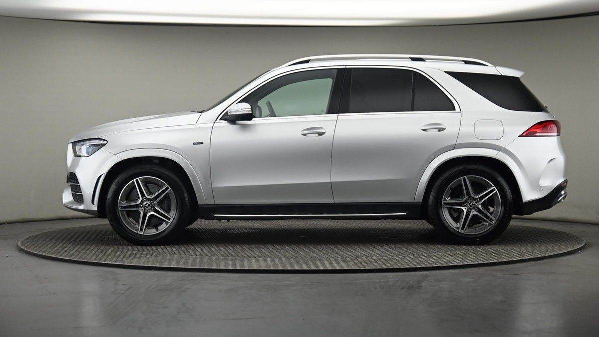 More views of Mercedes-Benz GLE